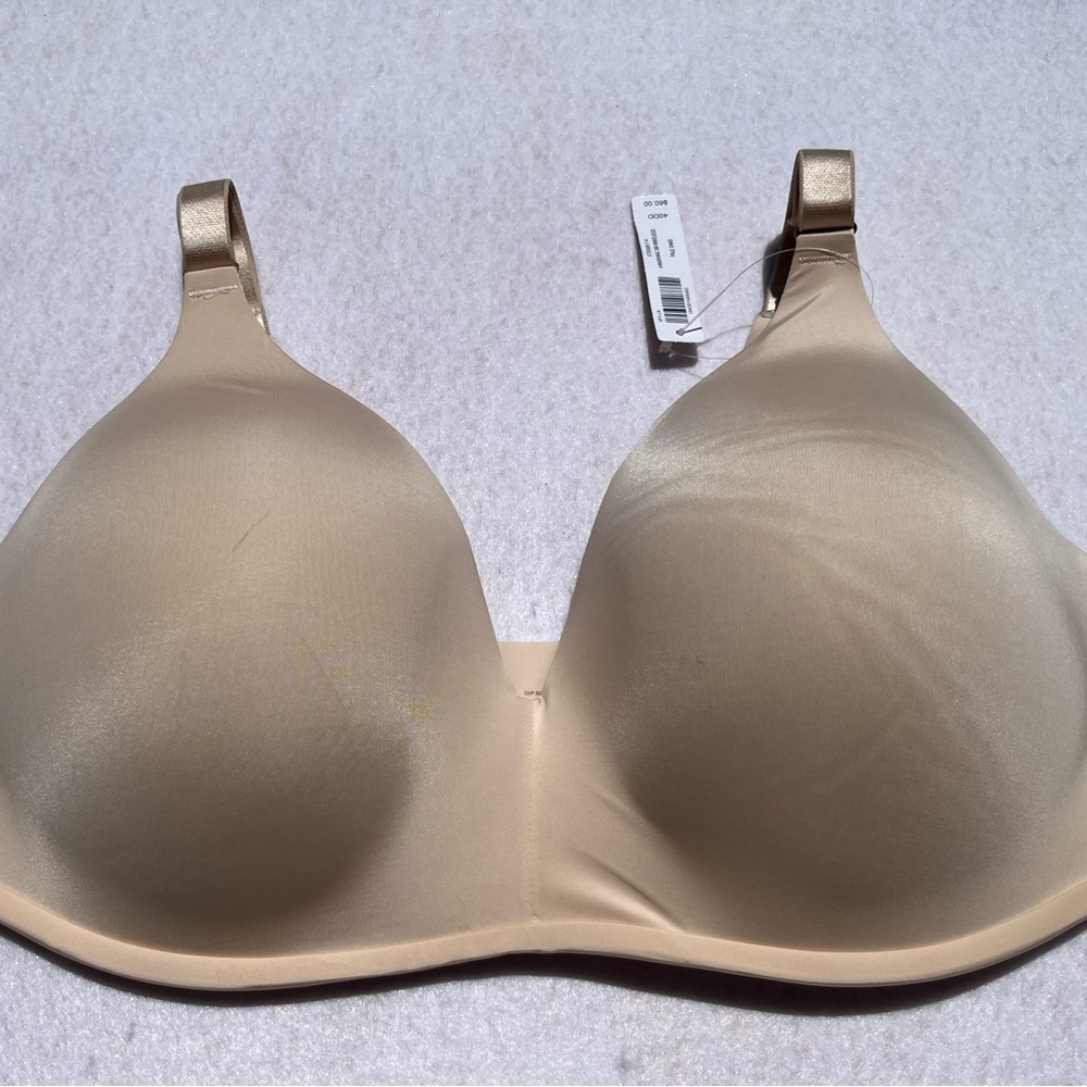NWT Soma Vanishing 360 Back WIreless Bra 40DD Satin Lined Molded Smoothing